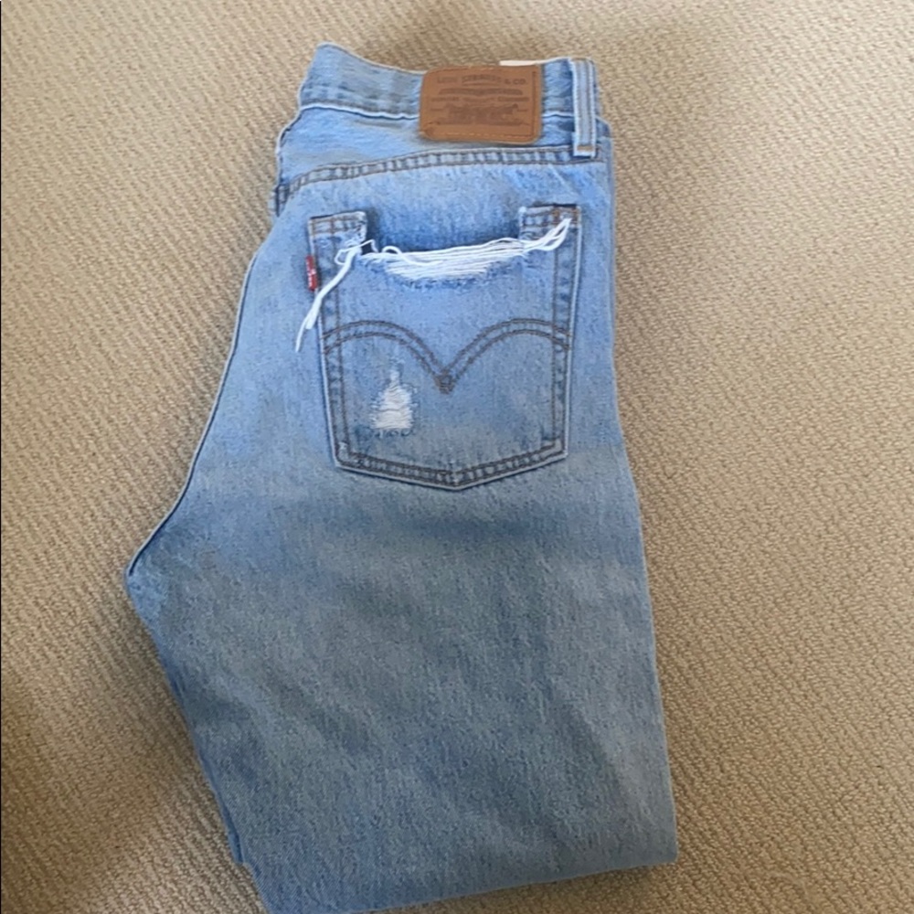 Levi wedge straight jeans!